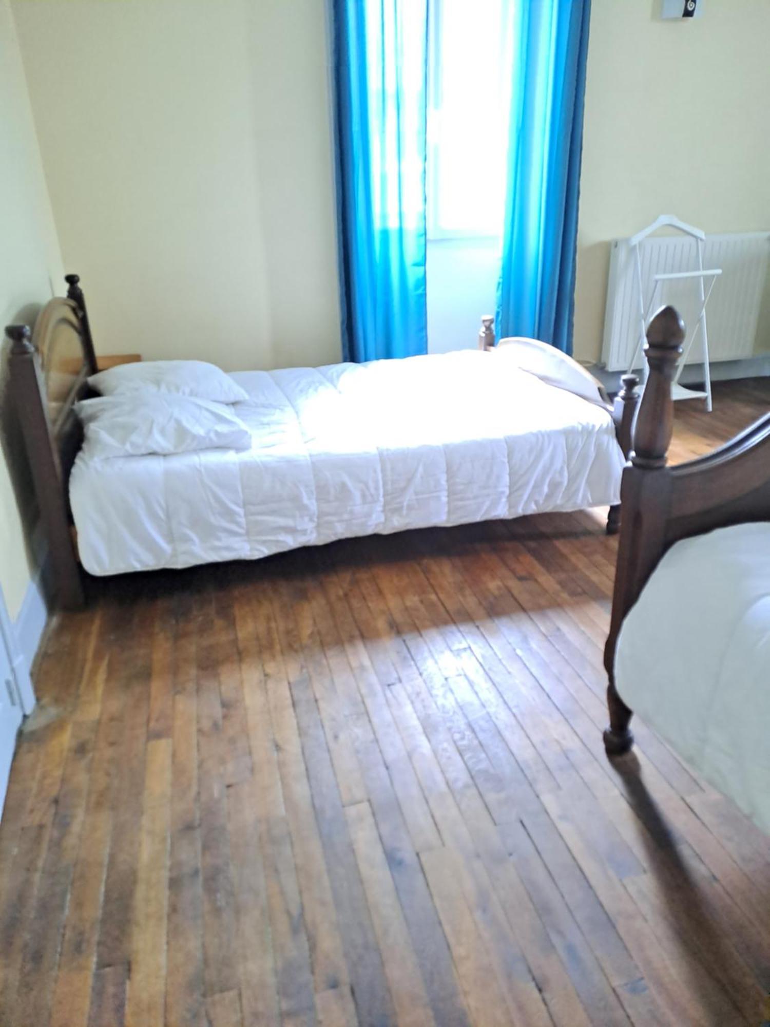 Les Chambres Du Cheval Blanc Allassac ภายนอก รูปภาพ